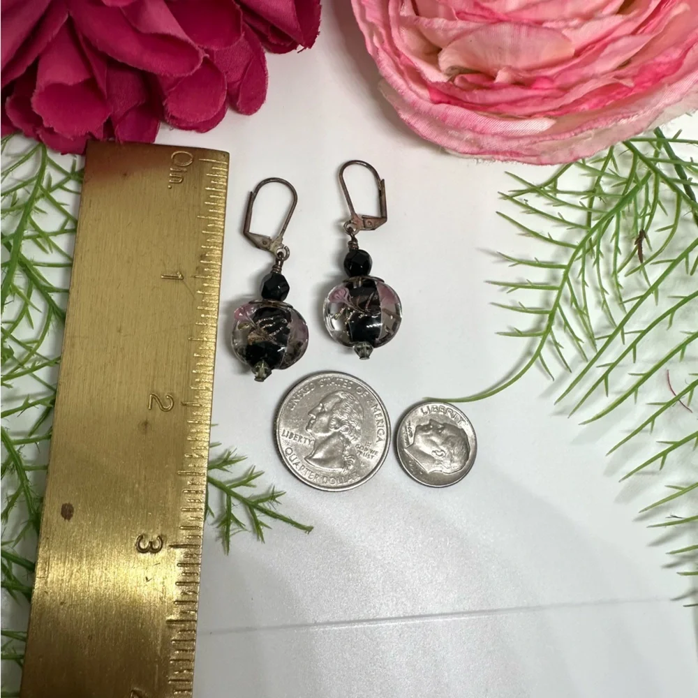 NEW⚜️Black Spun Glass Pink Roses Dangly Earrings
